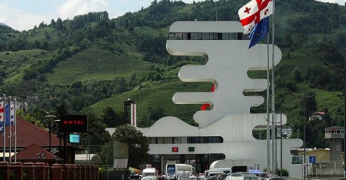 აჭარის ა.რ. მთავრობა - სარფის საბაჟოზე შექმნილი შეფერხებები გამოწვეულია თურქეთის მხარეს საბაჟოზე მიმდინარე სარემონტო სამუშაოების გამო