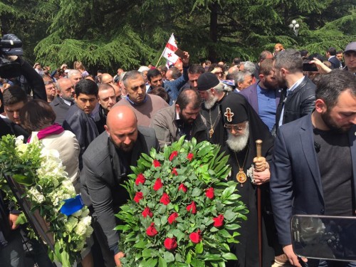 Patriarch holds service at the grave of Unknown Soldier
