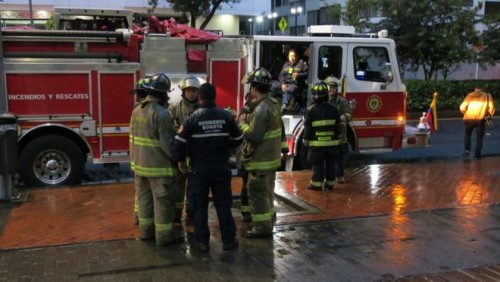 Three killed in blast at Colombia shopping centre