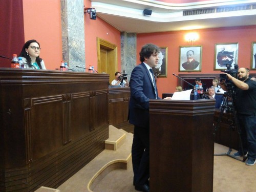 ირაკლი კობახიძის მოსაზრებით, კონსტიტუციაში ქორწინების შესახებ ჩანაწერი ჰომოფობიას შეამცირებს