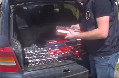 One person detained on fact of selling non-excise cigarettes
