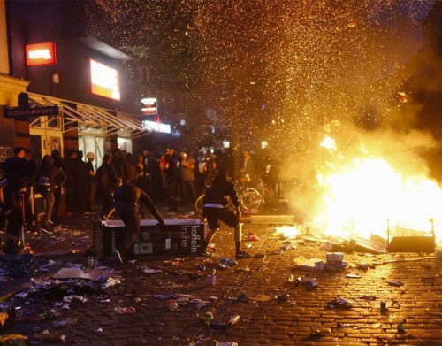 213 officers injured, 203 protesters detained as G20 enters final day