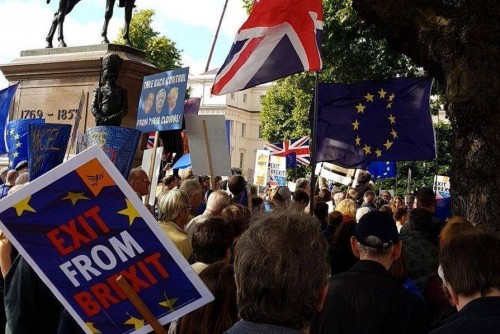 Calls for unity as thousands attend anti-Brexit rally in London