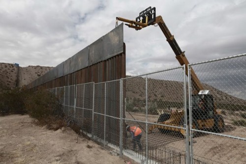 US-Mexico border wall prototype construction starts