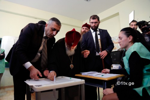 Catholicos Patriarch votes in elections 