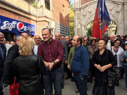 Labor Party Leader meets with voters in Kutaisi