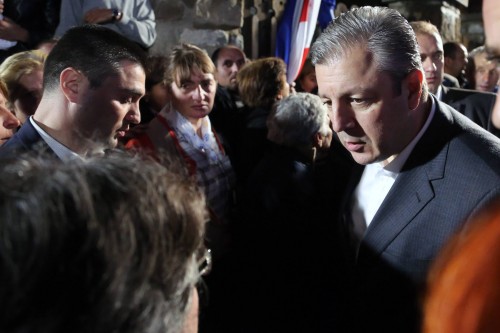 პრემიერი - მივესალმები ყველა იძულებით გადაადგილებულ პირს, დამერწმუნეთ, ბევრ ნაბიჯს ვდგამთ, რომელიც ჯერ კიდევ შეიძლება არ იყოს ყველასთვის საჯარო, რათა პრობლემა საბოლოოდ გადაწყდეს 
