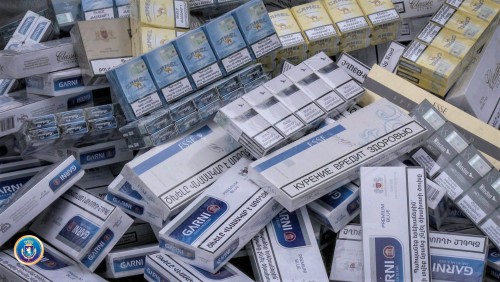 Armenian citizens detained on charge of non-excise tobacco transportation