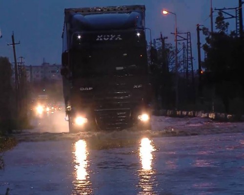 უხვი ნალექის გამო ქობულეთის შესასვლელი დაიტბორა